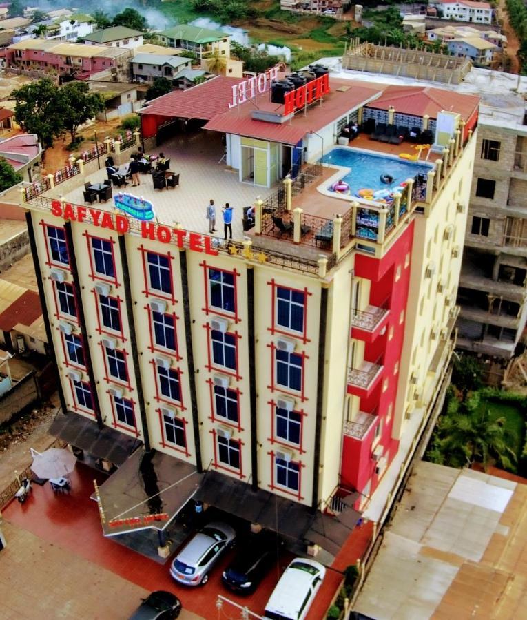 Safyad Hotel Yaoundé Buitenkant foto